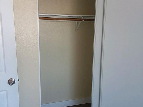 3rd image of 855 W 102nd St #9