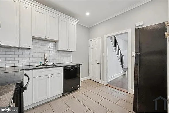 2541 N Cleveland St — Photo 3