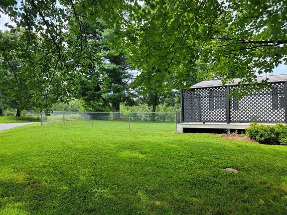 5th image of 2035 Mount Hebron Rd