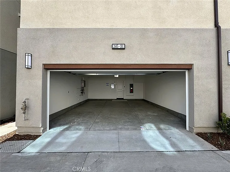 2605 Sprout Ln — Photo 30