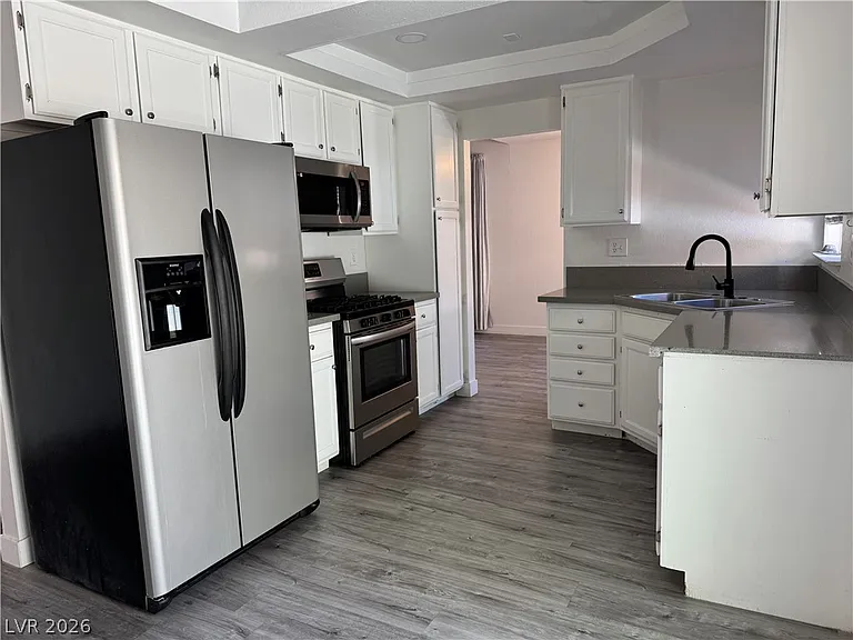 2507 Berwick Ct — Photo 7