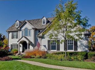 31040 Sage Ct, Libertyville, IL 60048