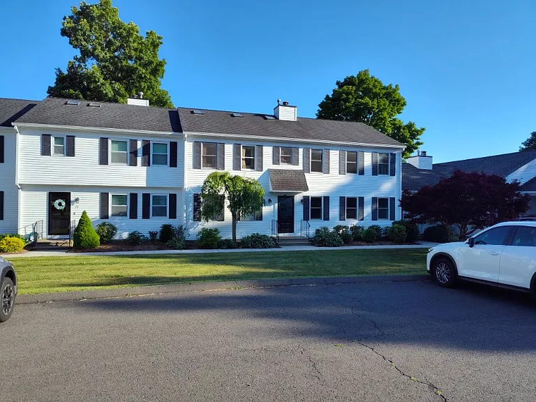 319 Thomaston Rd #74 — Photo 2