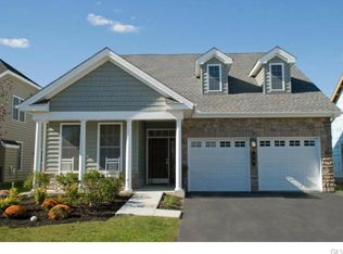 1048 Resolution Dr, Bethlehem, PA 18017