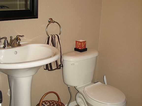 4th image of 2114 Woodpark Dr