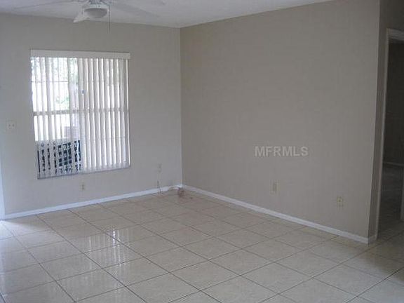 3rd image of 183 E Cedarwood Cir