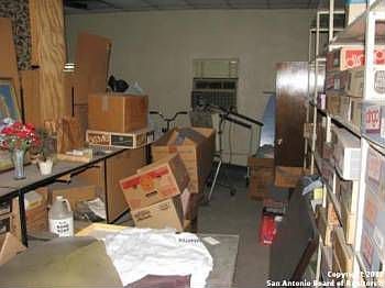 3rd image of 3219 Guadalupe St