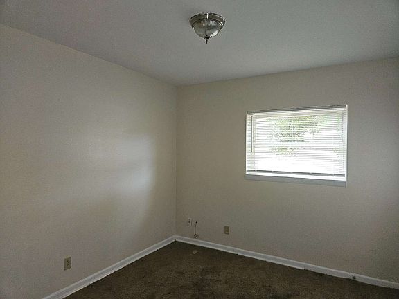 5th image of 6426 Wagner Rd