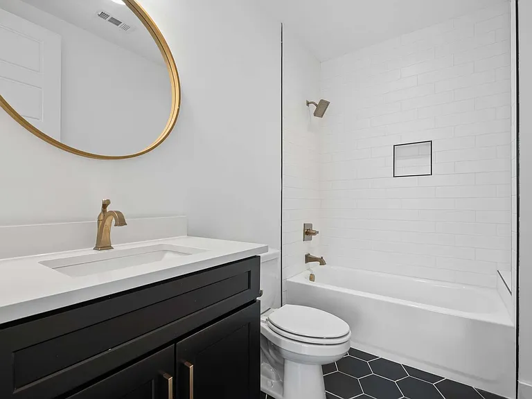 2225 Herman St — Photo 28