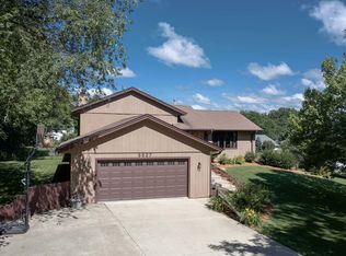6627 N Alpine Dr, Byron, IL 61010