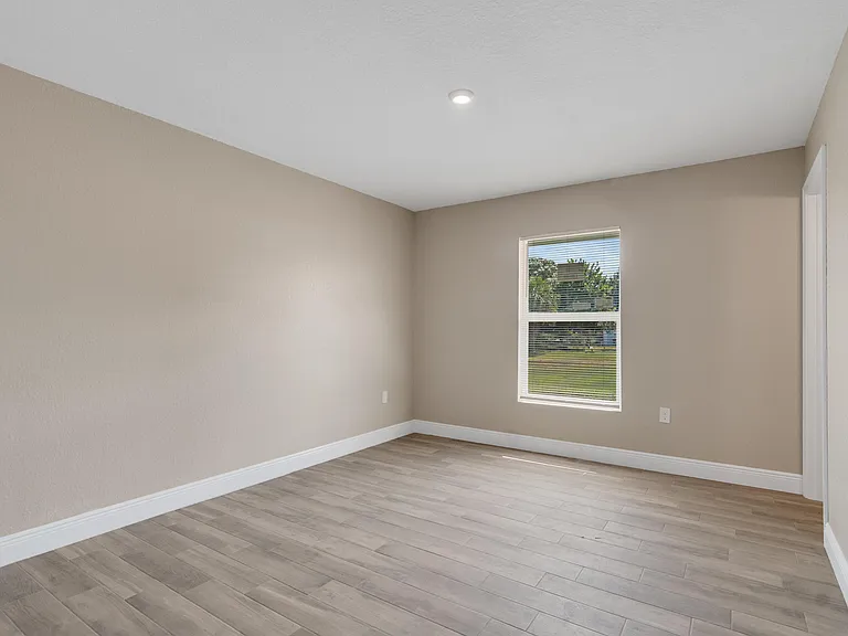 1405 Avenue G #A — Photo 13