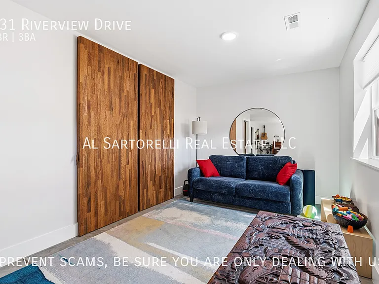 431 Riverview Dr — Photo 24