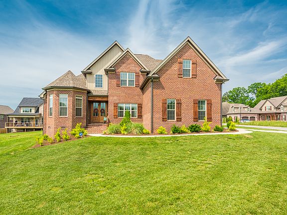 3rd image of 638 Karch Dr
