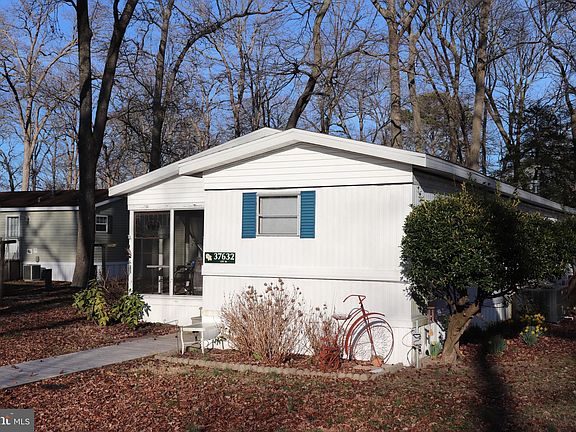 3rd image of 37632 Shady Cir