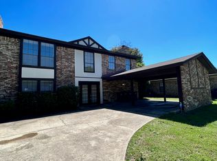 6824 Brentwood Stair Rd, Fort worth, TX 76112