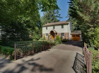 307 Casino Ave, Cranford, NJ 07016