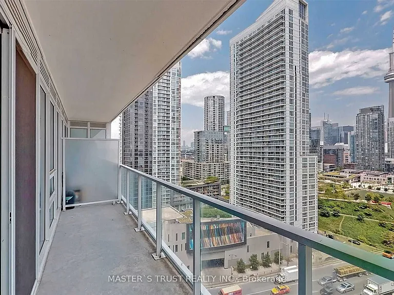 17 Bathurst St #2611 — Photo 22