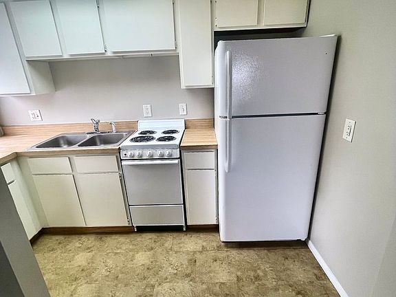 3rd image of 502 Pennsylvania Ave #506