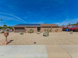 2902 E CLAIRE Drive, Phoenix, AZ 85032