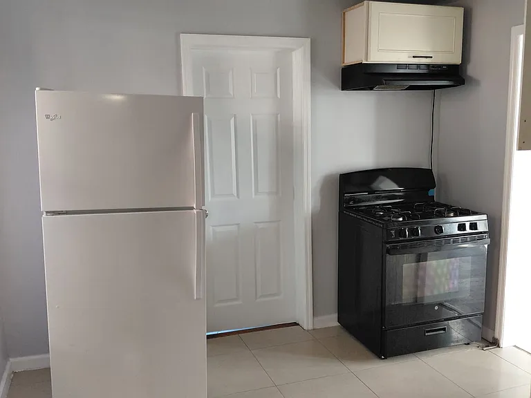 78 Boylan St #3R — Photo 4