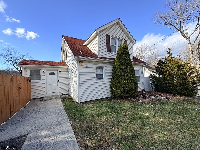 1st image of 541 Green Pond Rd