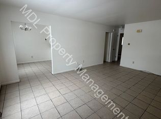 2129 Weiss St #2, Saginaw, MI 48602