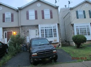 8 Somerset St, Carteret, NJ