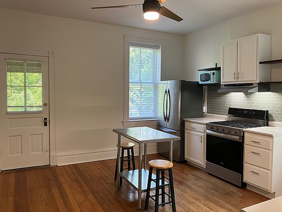 3rd image of 3416 Salena St #A