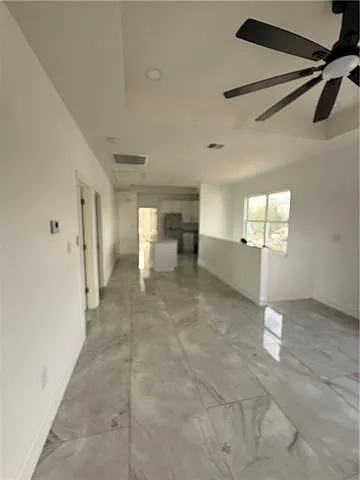 4 bed, 2.0 bath, 140 sqft, $2,200 — Photo 4