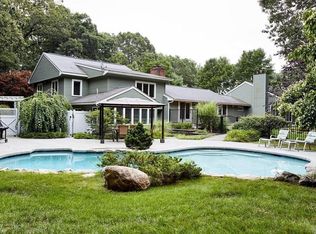 92 Main St, Dover, MA 02030