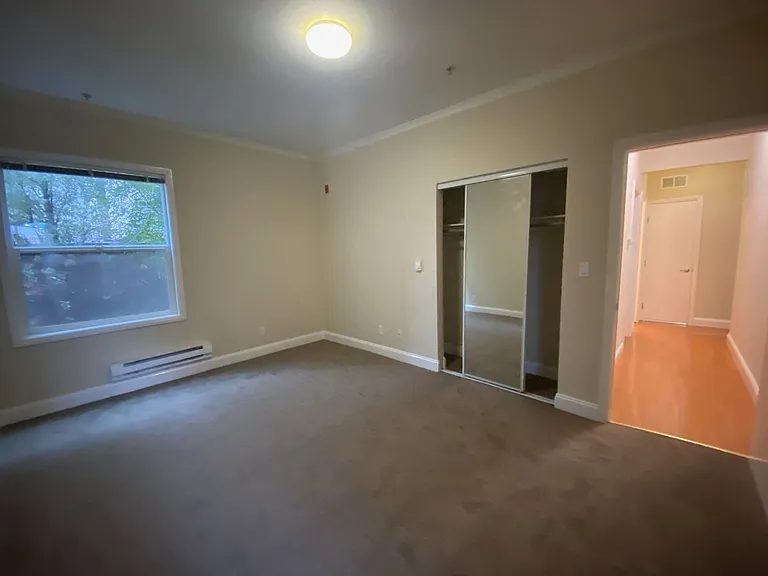 3833 Telegraph Ave — Photo 7