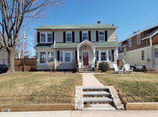 39 Cove Ave, Norwalk, CT 06855