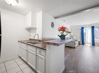 21800 Schoenborn St Unit 215, Canoga Park, CA 91304