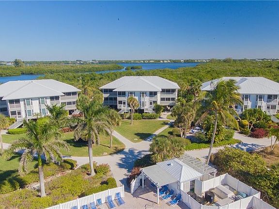 2nd image of 7454 Palm Island Dr #3322