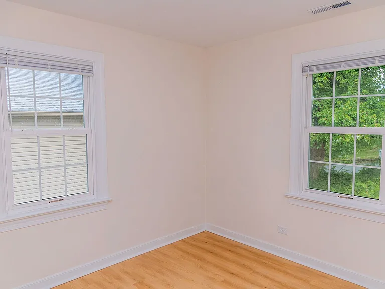 103 Cresap Rd — Photo 60