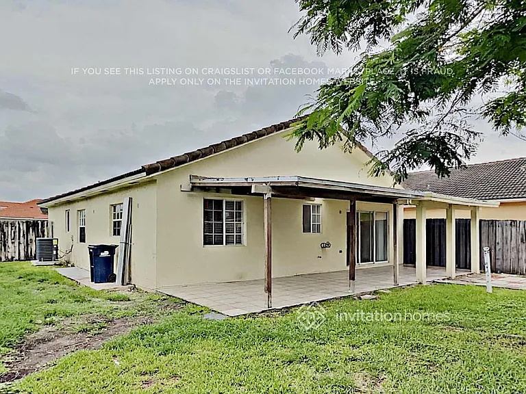 16802 SW 143rd Pl — Photo 15