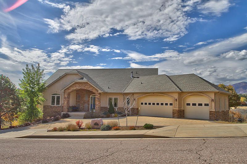 1st image of 7330 Winding Oaks Dr