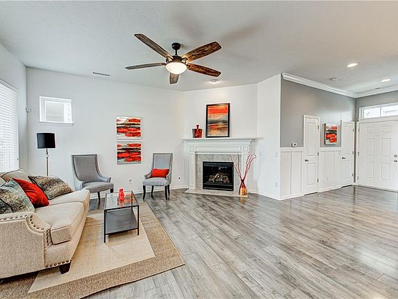 4th image of 5751 Buskirk Dr