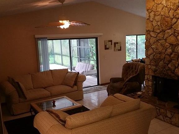 3rd image of 1732 W Cheryl Dr