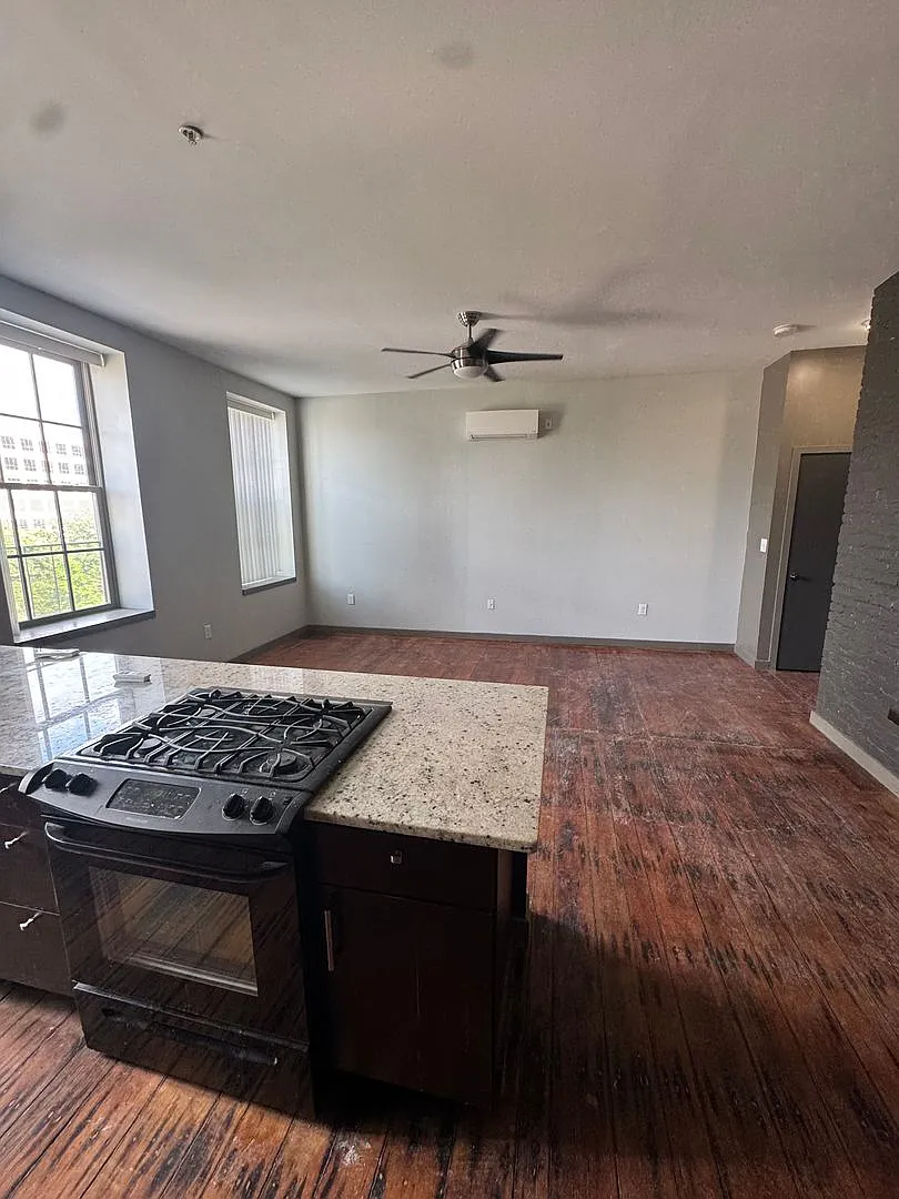 336 Saint Paul Street — Photo 2