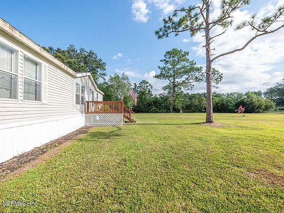 5th image of 109 HARBOR FARMS Court