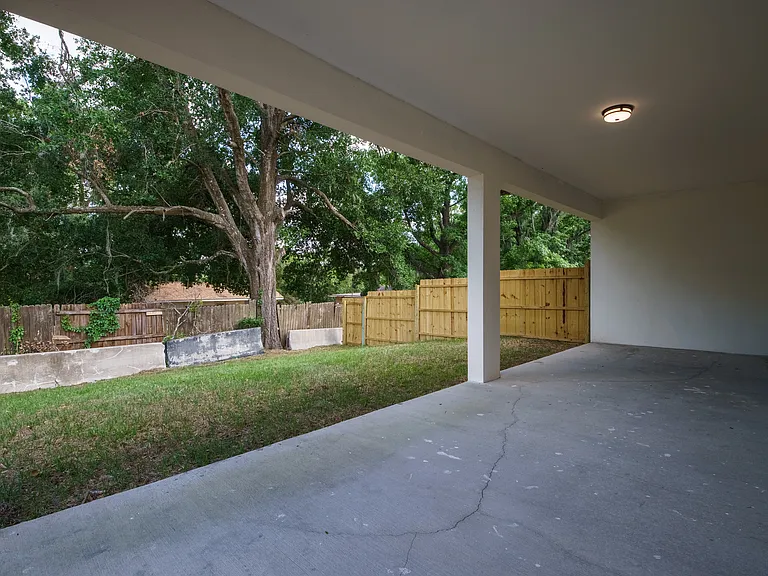 210 Parrotte Ct — Photo 67