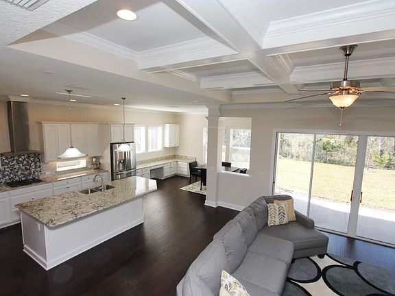 2nd image of 351 Oxford Estates Way