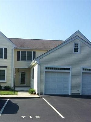 1st image of 715 Thayer St