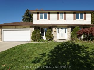 1096 Viscount Rd, London, ON N6K1H8