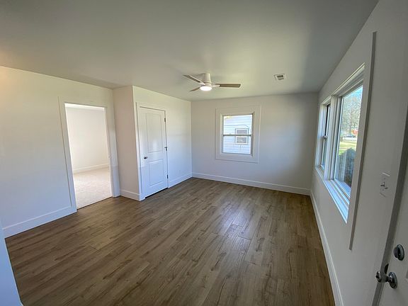 4th image of 1514 Seville Ave