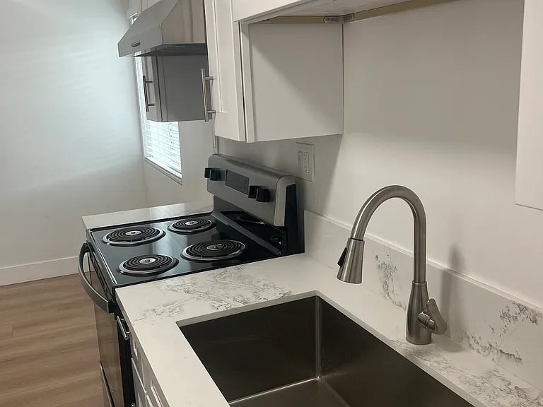 16131 Cornuta Ave #5 — Photo 16