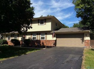 6942 Clare Ct, Sylvania, OH 43560