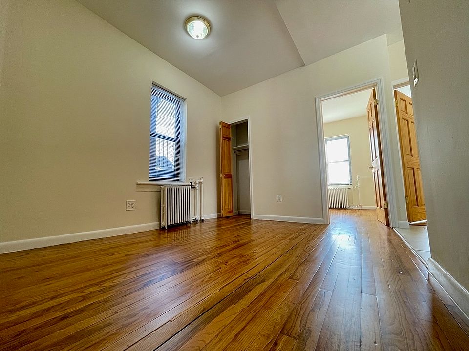 1st image of 50 Carmine St APT 13