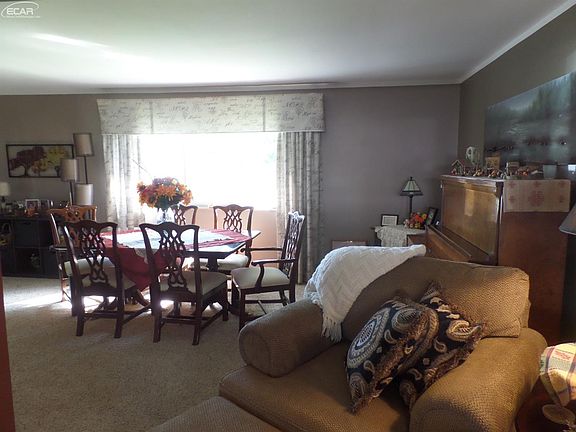 4th image of 5434 Mancelona Dr